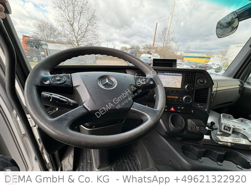 شاحنة Mercedes...