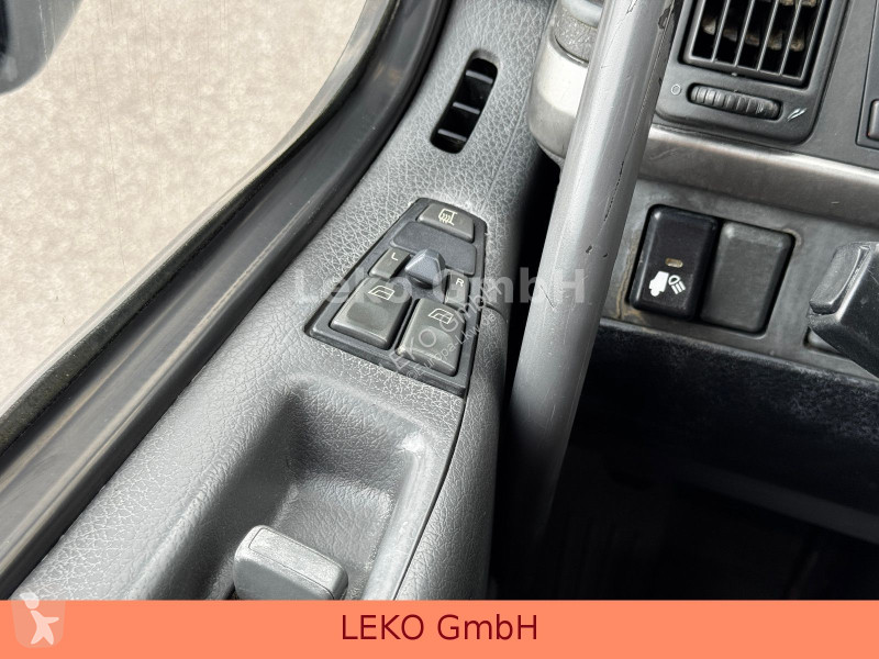 Lastbil Volvo 380  8x4 Abrollkipper