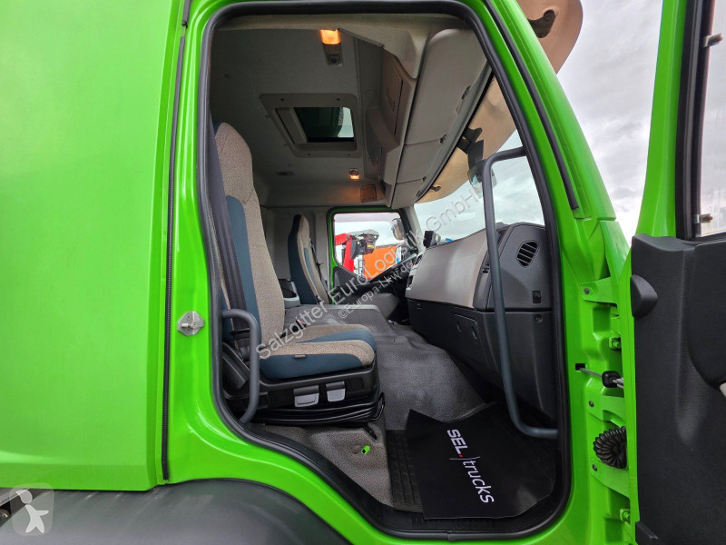 شاحنة Volvo 320 / Ladebordwand