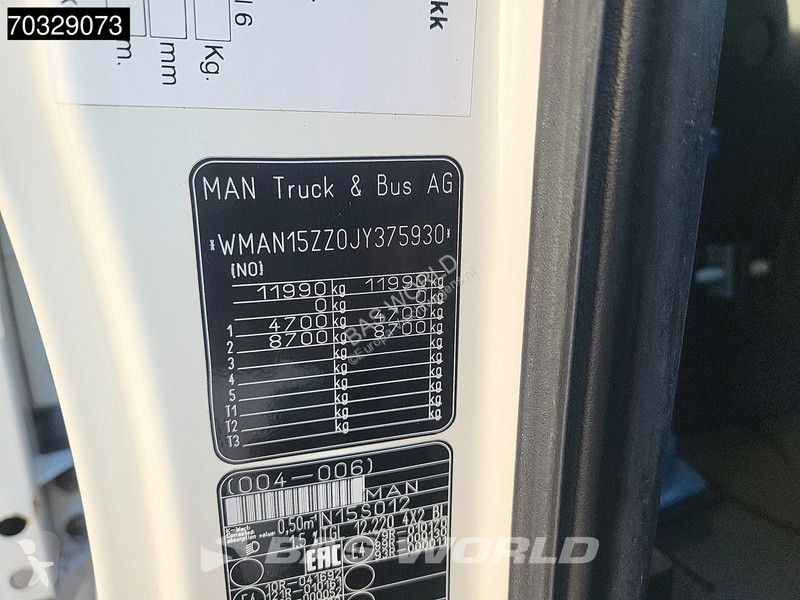 شاحنة MAN 12.220 4X2 12tons curtainsides 1000kg...