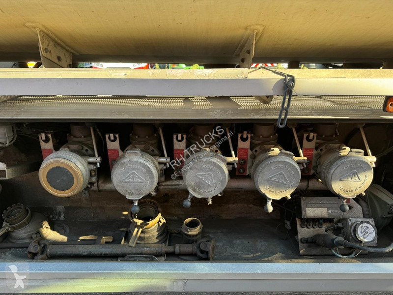 شاحنة Volvo 460 8X2 EURO 6 + 24.000 LITERS - 5...