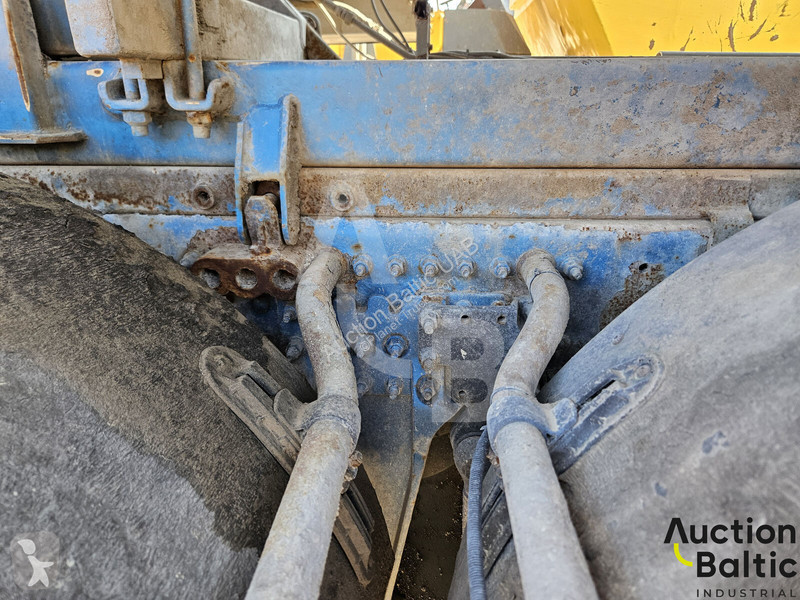Betonárske zariadenie Volvo 480 8X4