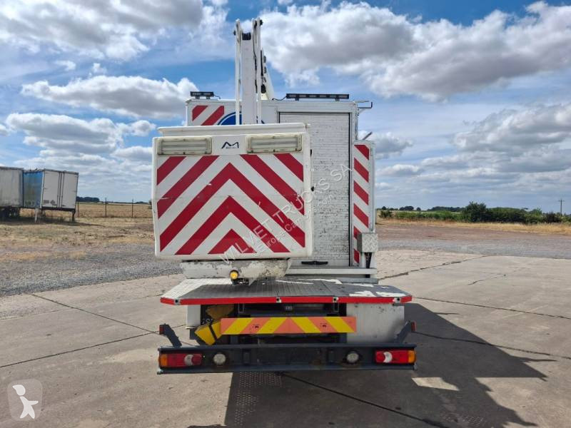 شاحنة Iveco