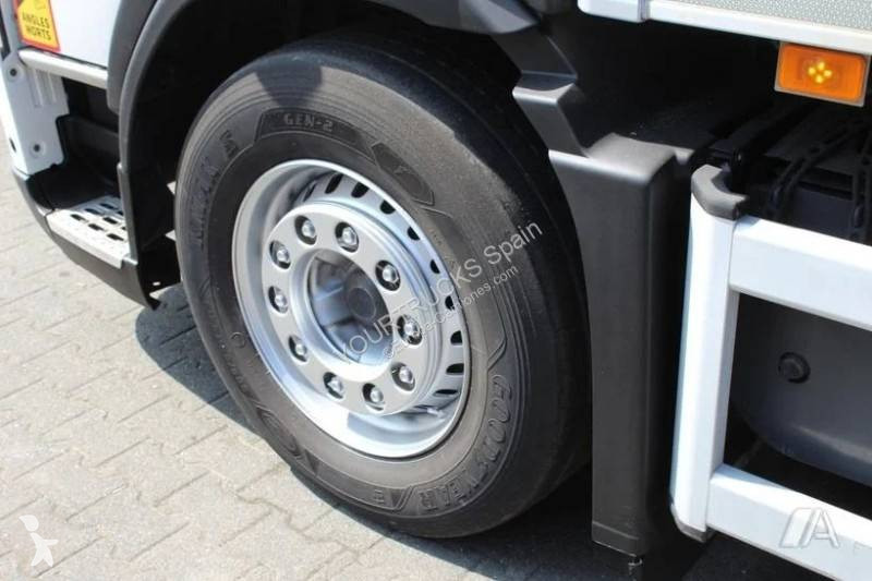 شاحنة Volvo