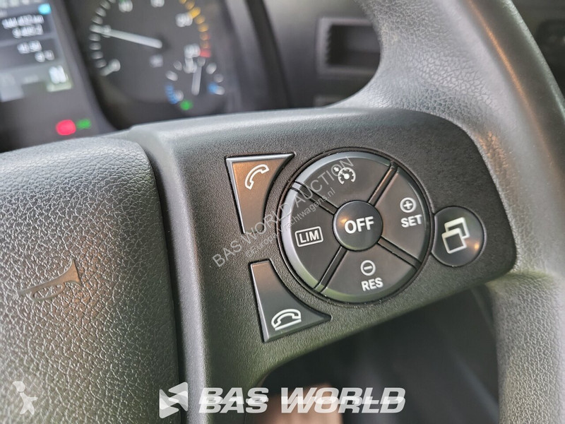 Грузовик Mercedes 2636