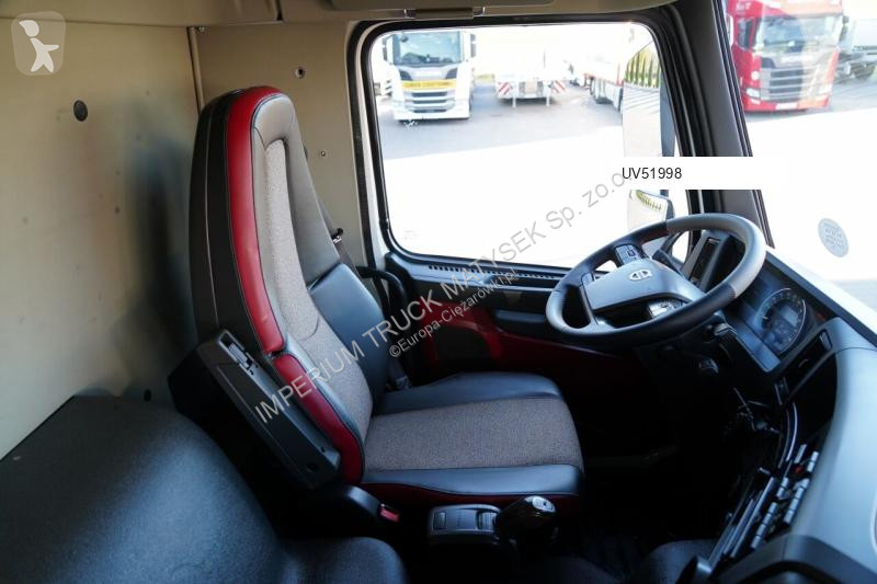 Camion Volvo FMX 420