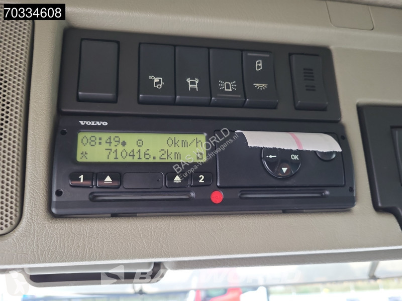 Vrachtwagen Volvo 330  6X2 Full Air suspension...