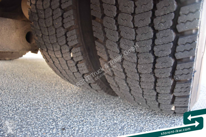 Camion Mercedes 1330L 4x2 Abschleppwagen...