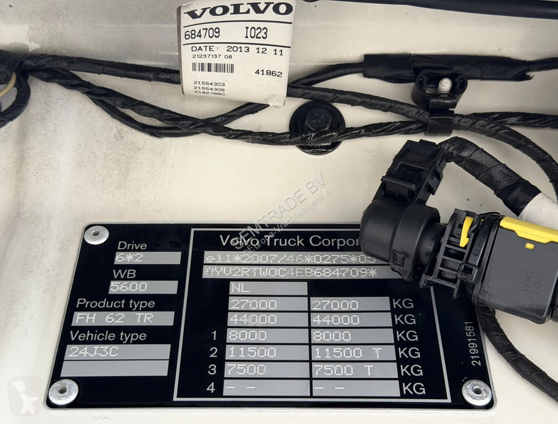 Camión Volvo 13420 EURO 6 HEIWO ISO BAK THERMO...