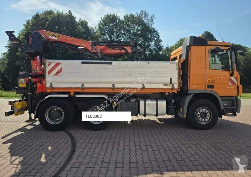 Vrachtwagen Mercedes PK13001-K