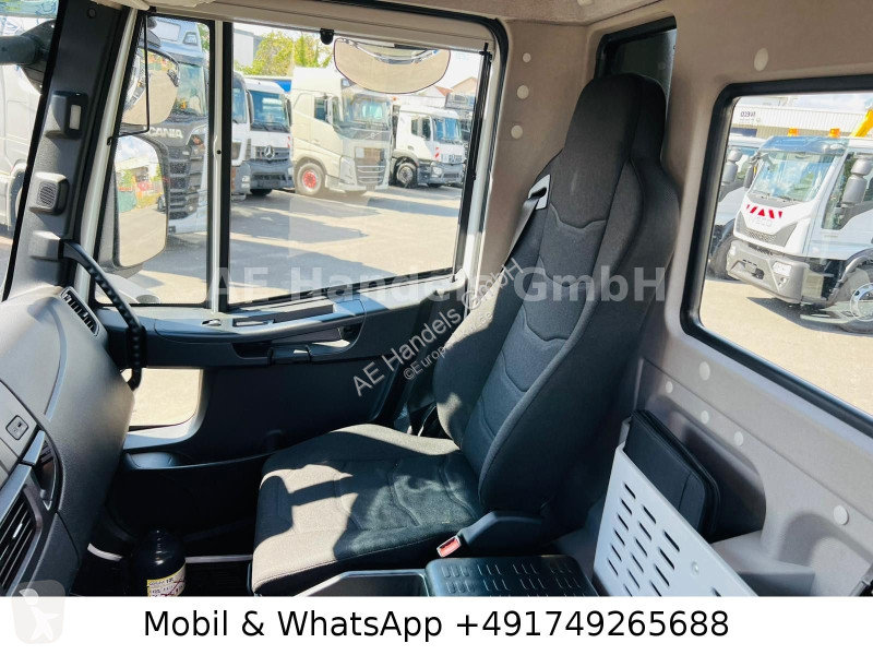 Vrachtwagen Iveco 180E28 Palfinger AD BL...