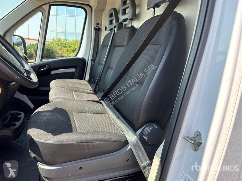 Camión Opel 2.2 103 KW KA L4H2 Van Truck