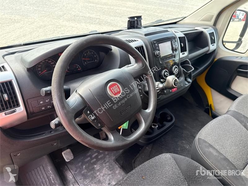 Вантажівка Fiat Van Truck