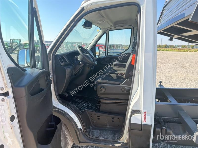 Furgoneta Iveco Dump Truck