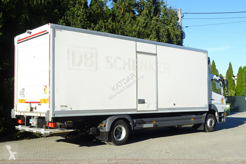 Camion Mercedes 1221 Euro 6 kontener 18 palet...