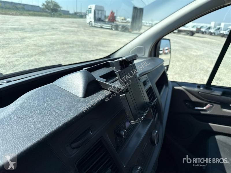 Camión Ford CUSTOM TREND 2.0 TDCI Van Truck