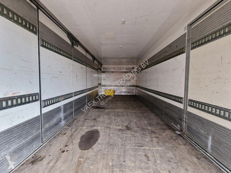 Camión Scania 250 4x2 - Box with sidedoors -...