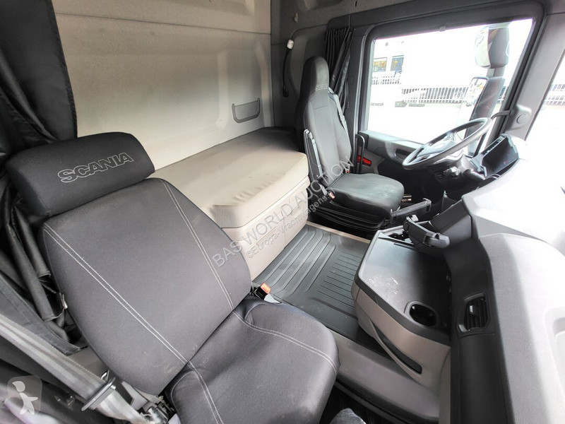 Camião Scania 520