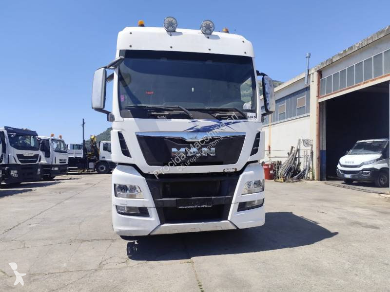 Camion MAN 26.560