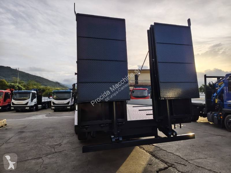 Camion Iveco 260 S 46