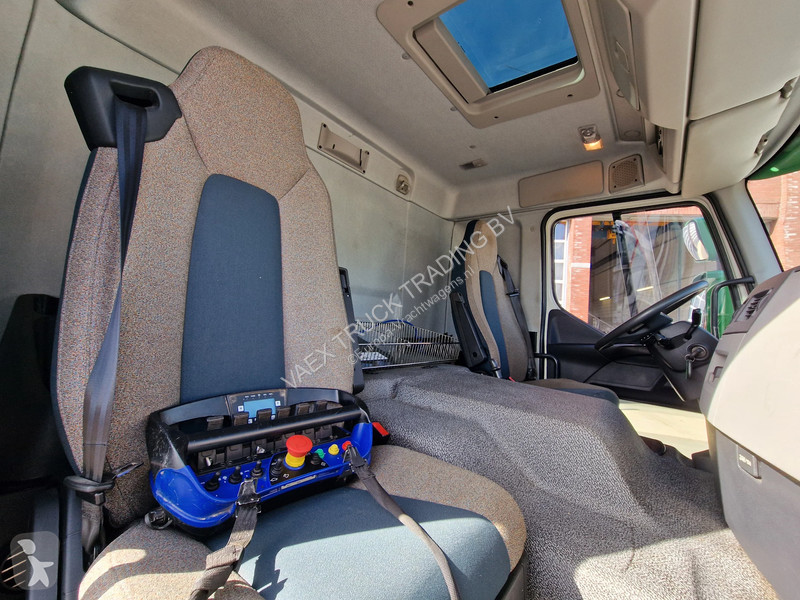 Camion Volvo FE 320 HMF 1620 -4k with rotator &...