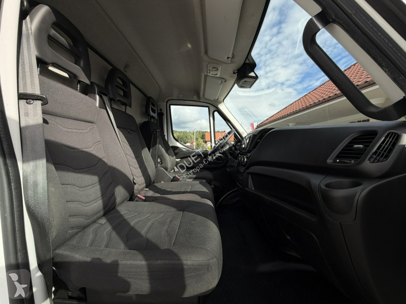 Camion Iveco 72C17 Kontener HI-MATIC 15 Euro Palet
