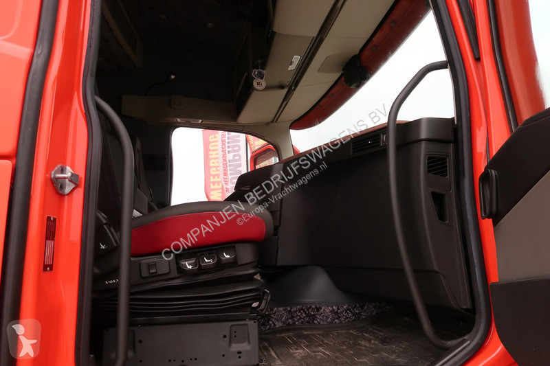 Camion Volvo FH 460 24J3C - Pig transporter