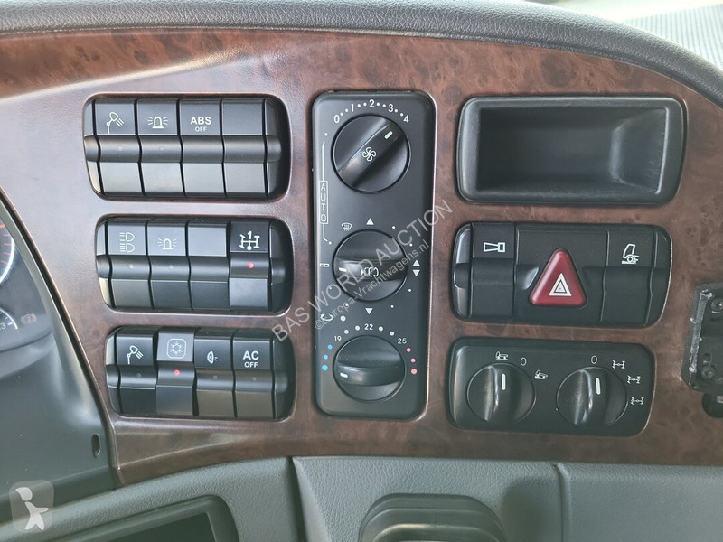 Lastbil Mercedes 4151