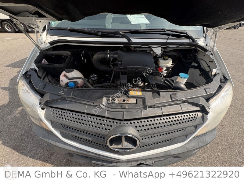 Lastbil Mercedes...