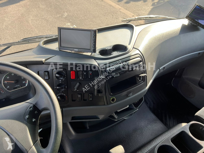 Teherautó Mercedes 1222 BL...