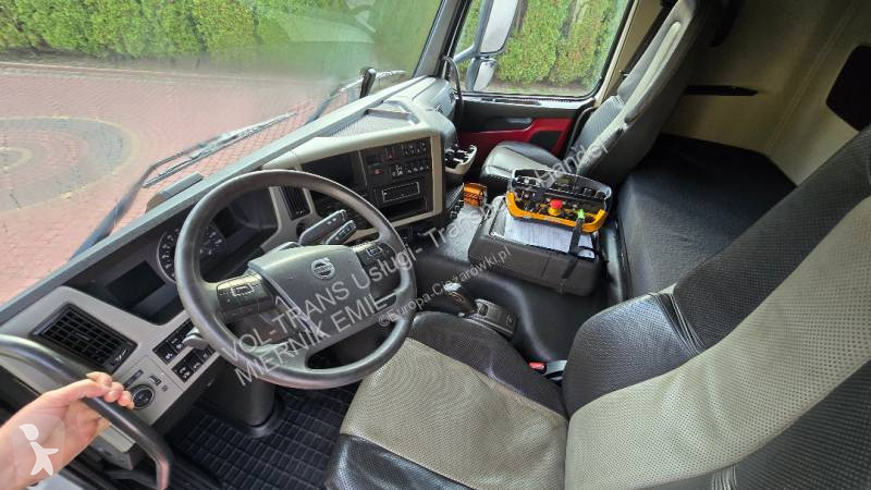 Kamion Volvo 460