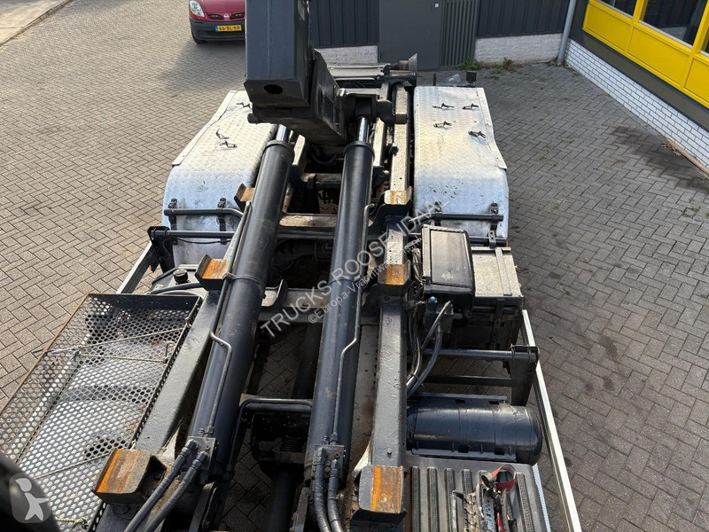 Volvo 320 + HIAB 166 ES -3---3X EXT. +...