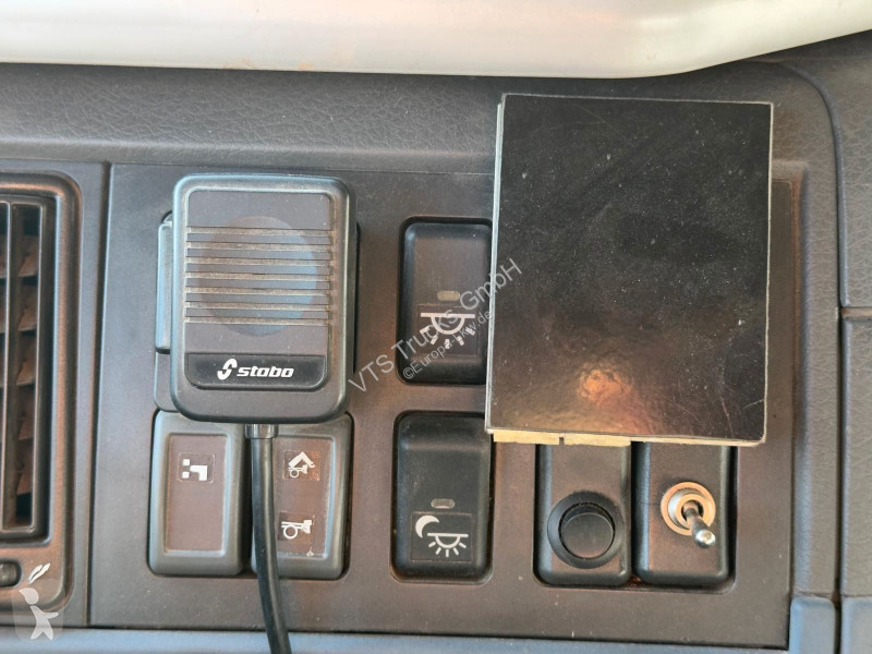 Kamion Volvo 440 6x2 BL Meiller Abrollkipper...