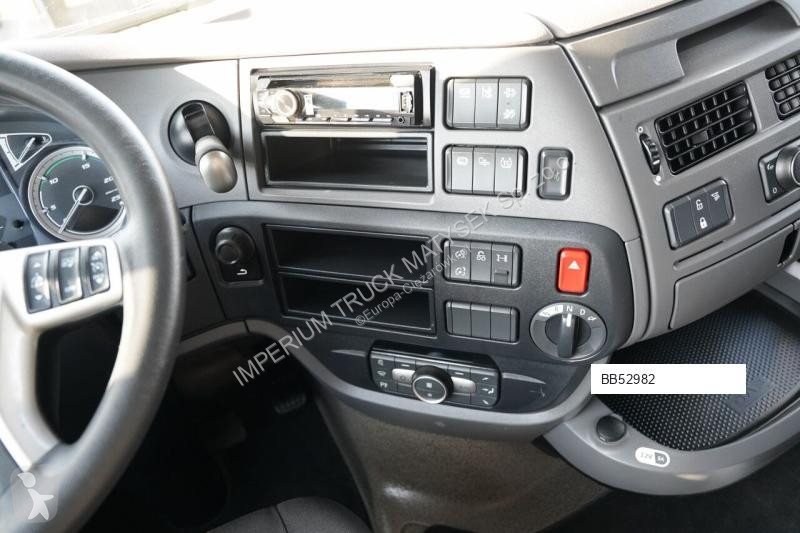 Kamion DAF XF 530 / 6X2 / SOLÓWKA / FIRANKA -...