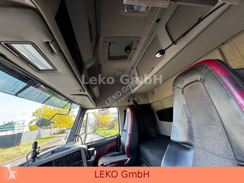 Teherautó Volvo 420 Liftachse