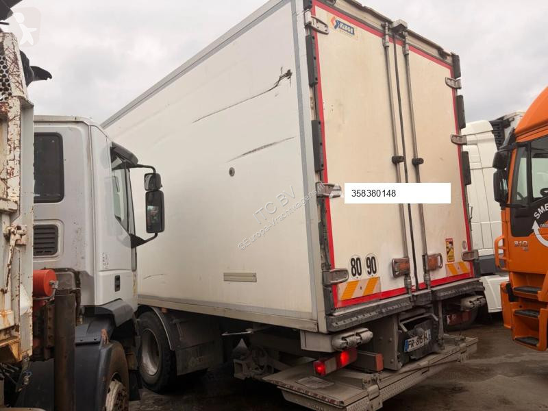 Lastbil Renault D WIDE 320 DTI 8