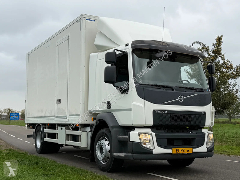 Teherautó Volvo 250.18