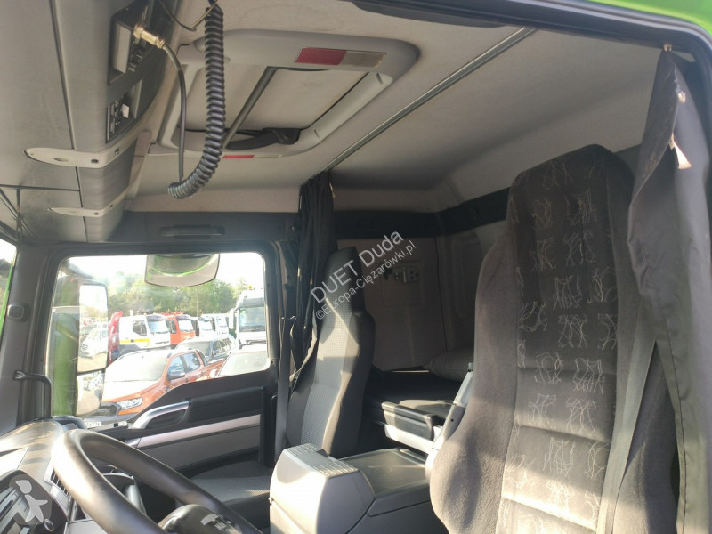 Lastbil MAN TGA 26.400 Autocysterna z...