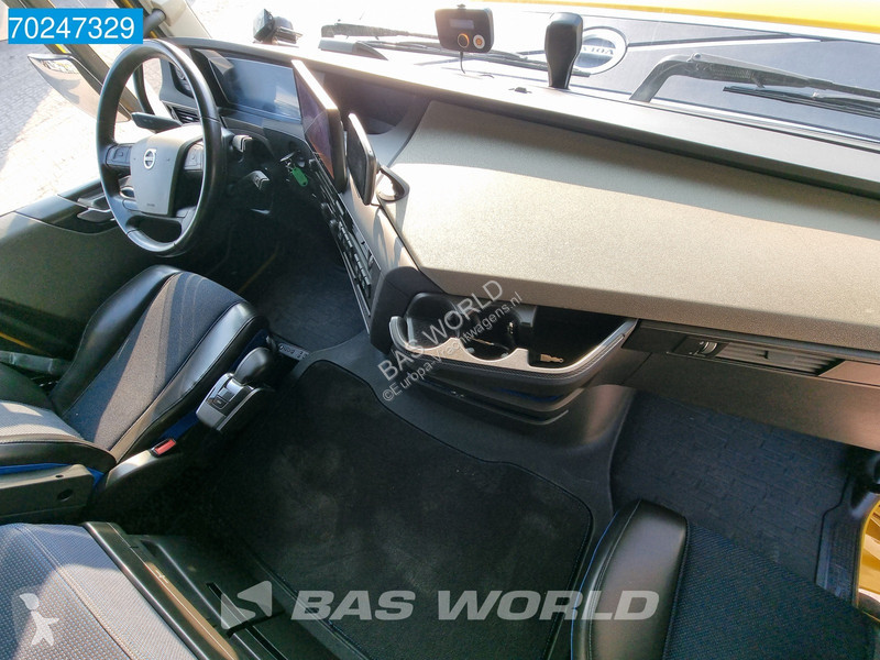 Lastbil Volvo FH  6X2 LNG JUMBO LKW ACC Navi...