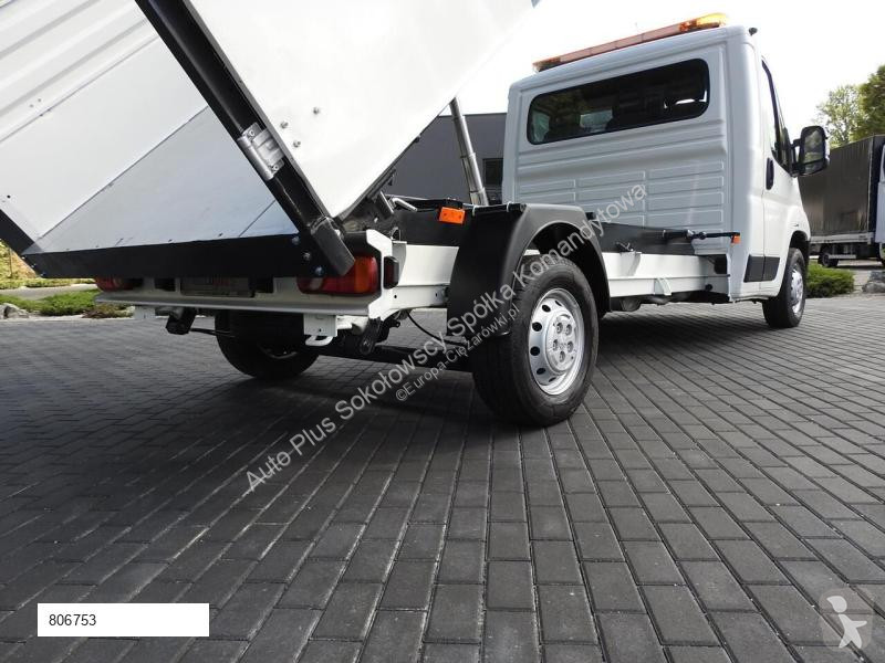 Véhicule utilitaire Peugeot BOXER WYWROTKA...