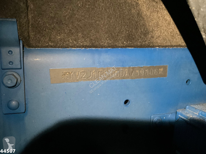 Kamion Volvo 450 8x4 Hiab 63 Tonmeter laadkraan...