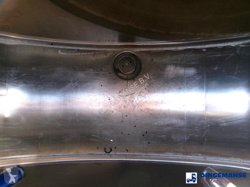 Camion Renault 310 6x2 fuel tank 19 m3 / 5 comp...