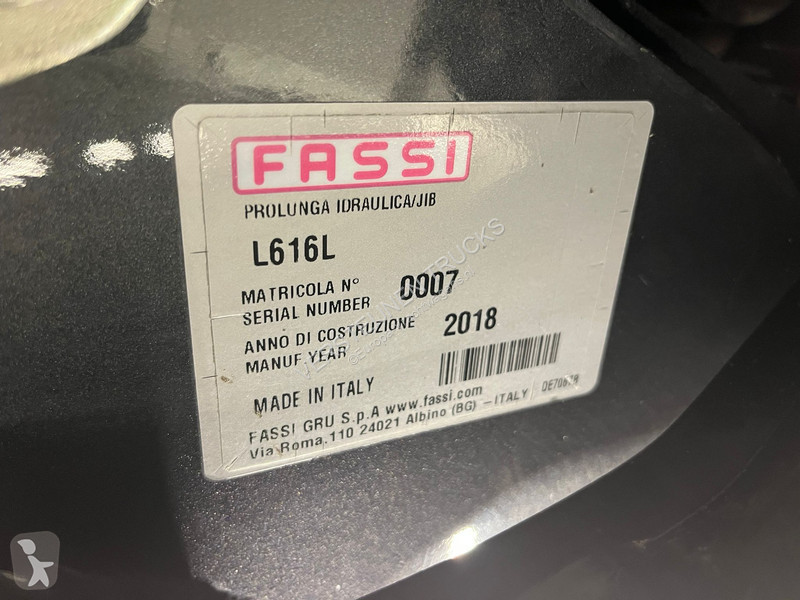Kamion Volvo 8x2-6 / FASSI F1650 / JIB + WINCH...