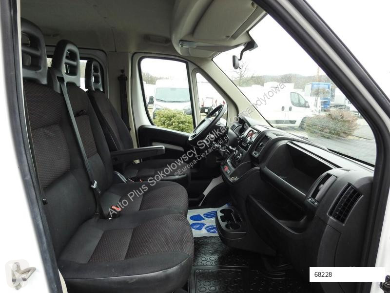 Véhicule utilitaire Peugeot BOXER SKRZYNIA...