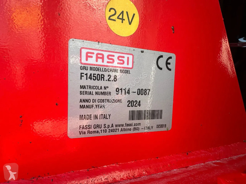 Lastbil Volvo 500 8X4 RF-RT40G FASSI F1450R.2.8...