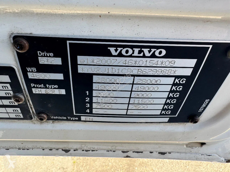 Kamion Volvo 330 6X2 - EURO 5 + ATLAS 126.3E A2...
