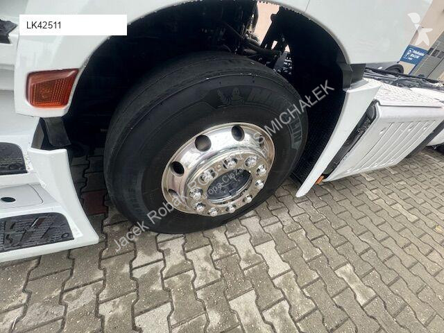 Camion Mercedes 18-46