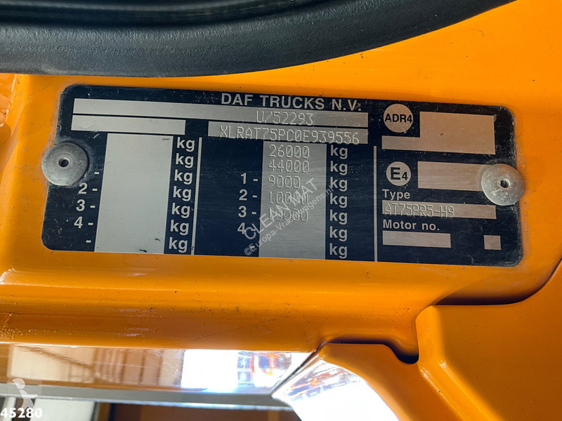 Camión DAF FAT CF 340 6x4 Manual Full steel...