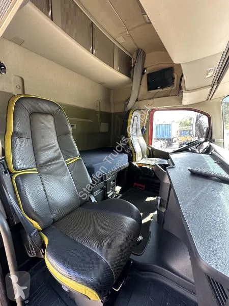 Camion Volvo 550XL*8x2*Tief...
