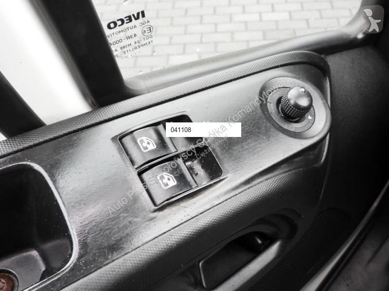 Veículo utilitário Iveco DAILY 35C13 WYWROTKA...